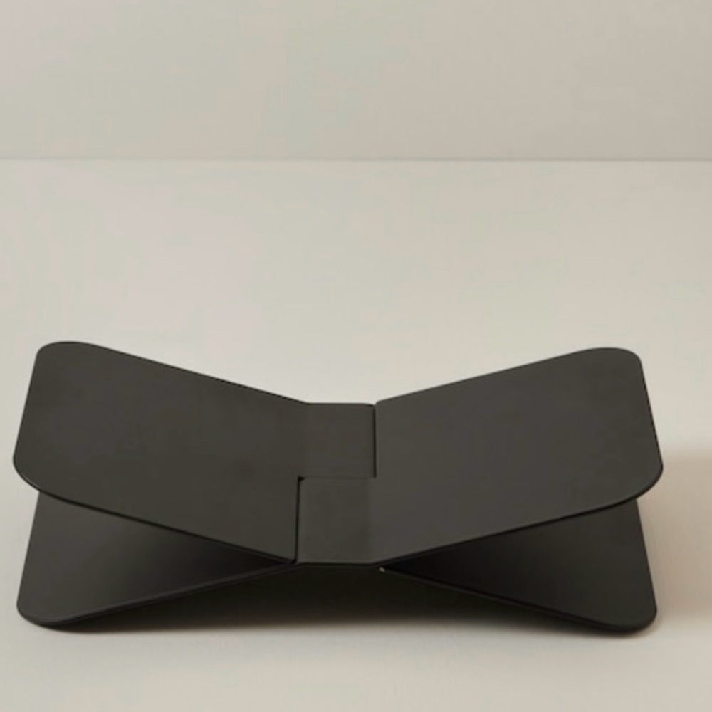 Indigo Nota Black Metal Book Stand Brand New